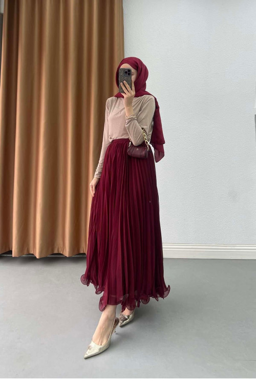 Sare Fashion Flowing Pleated Skirt in Burgundy