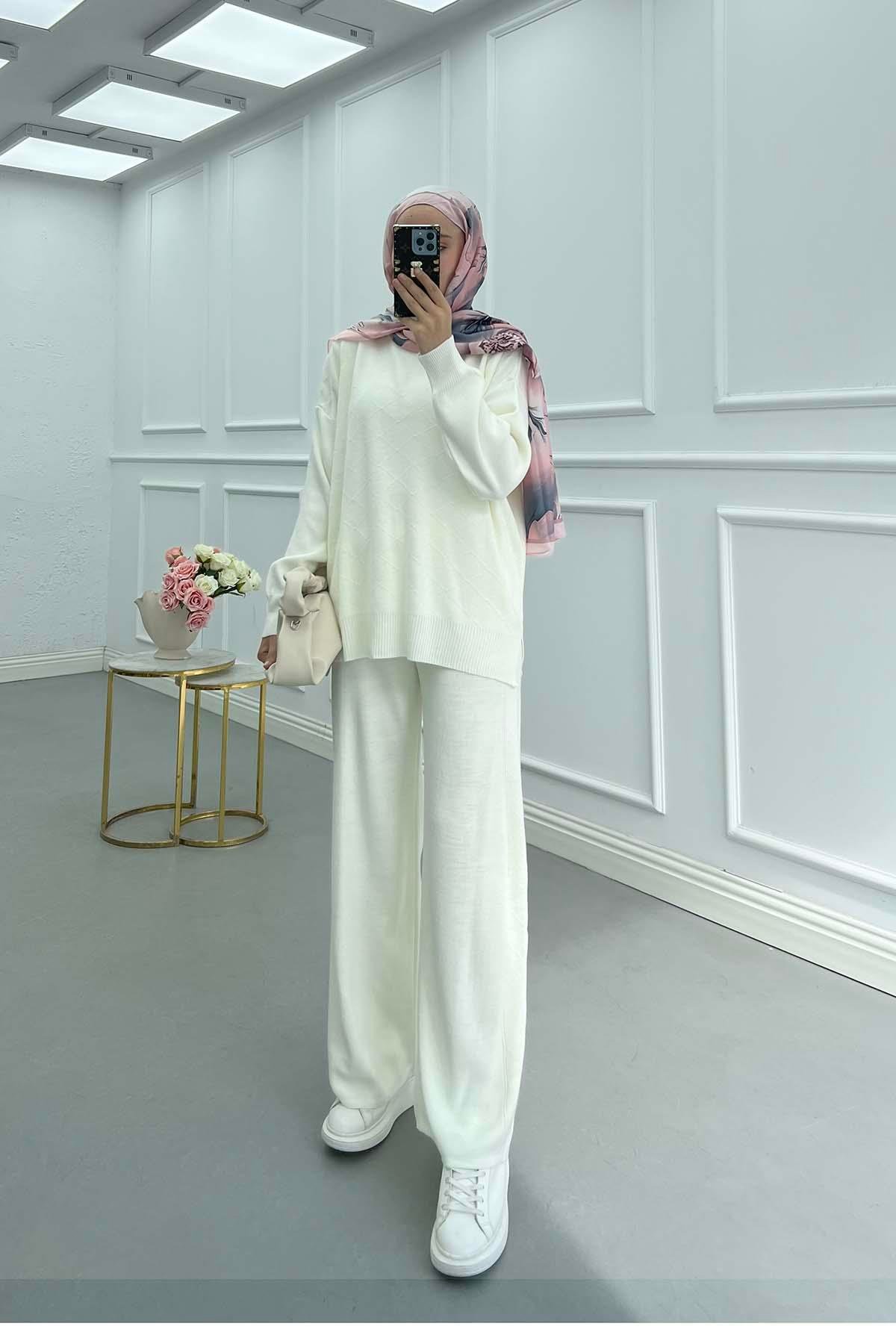 Sare Fashion Long Back Patterned Knitwear Suit Ecru