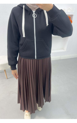 Asymmetric Cut Sweatshirt Black