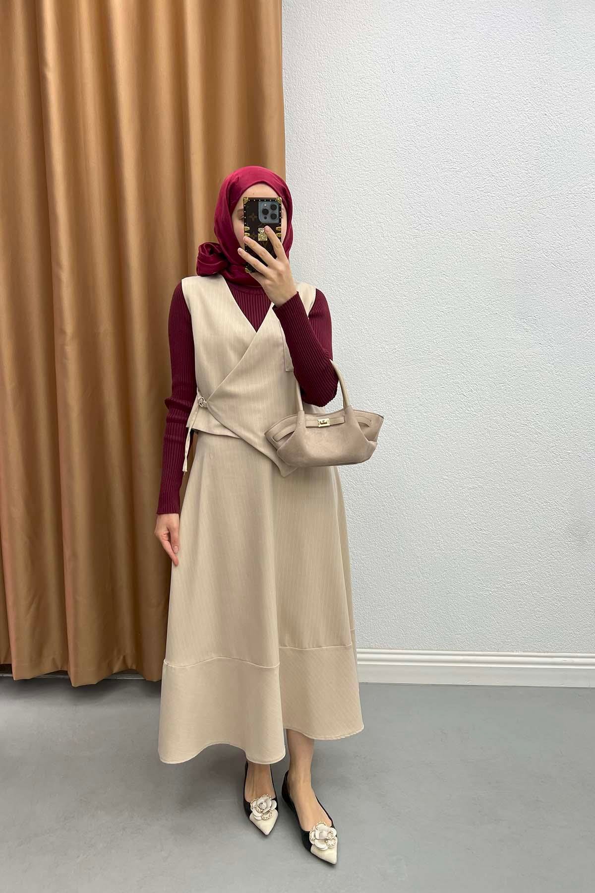 Tied Striped Vest Set Beige