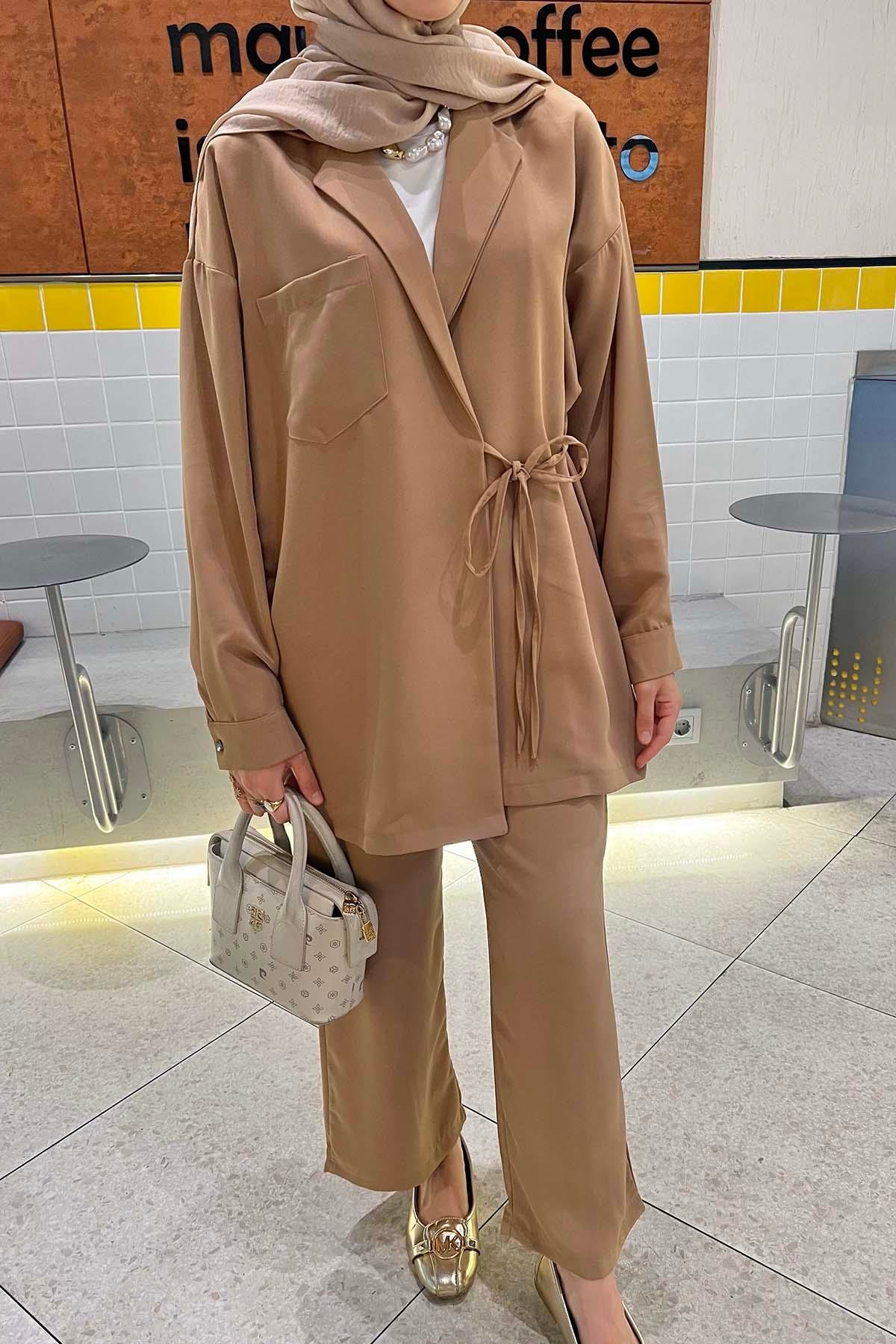 Sare Fashion Pocket Detailed Front Tie Two Piece Set Camel