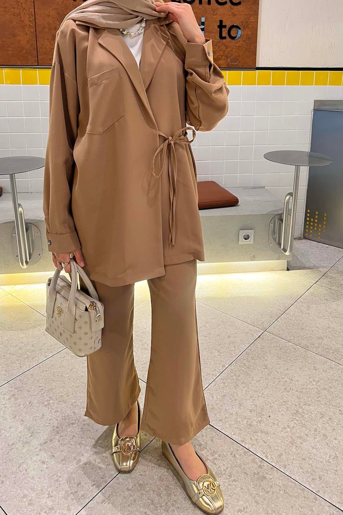 Sare Fashion Pocket Detailed Front Tie Two Piece Set Camel