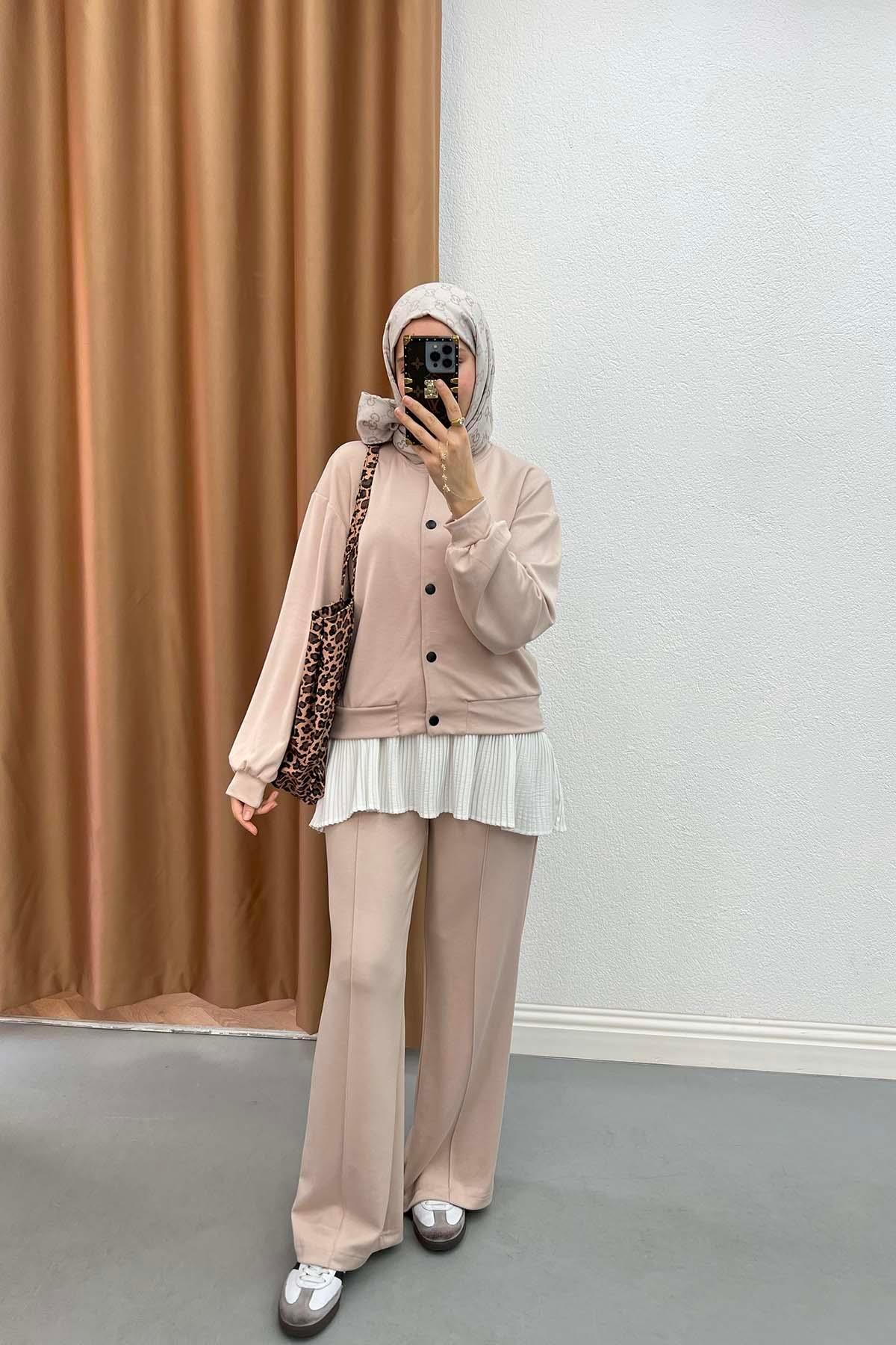 Oysh Suit Beige with Snap Jacket