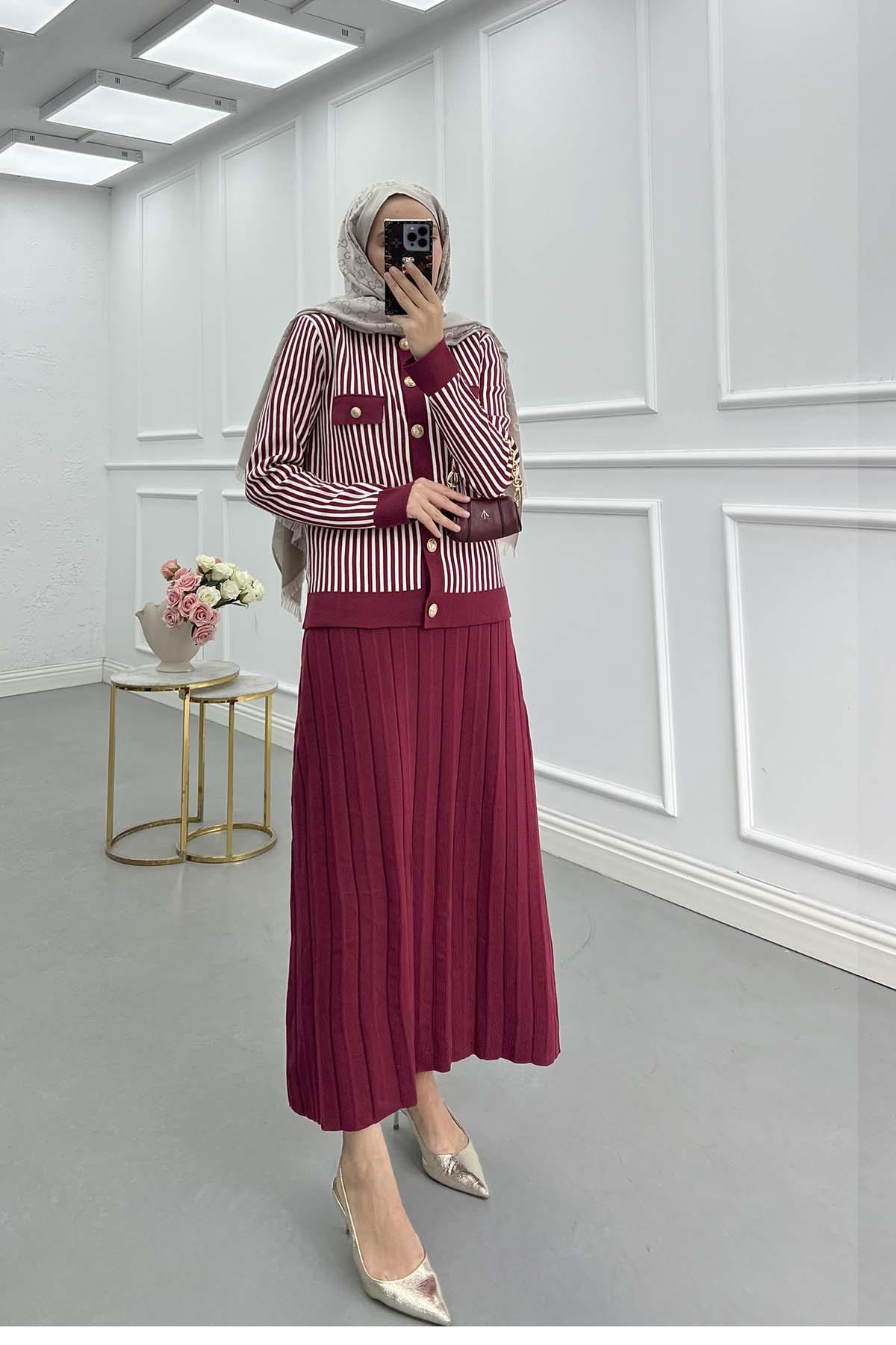 Sare Fashion Striped Knitwear Skirt Suit Burgundy