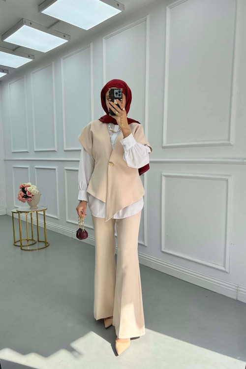Sare Fashion Button Detailed Vest and Trouser Set Beige