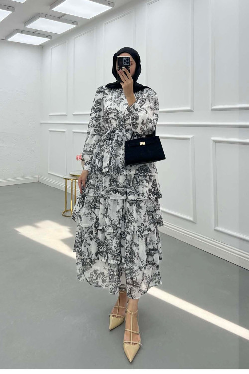 Sare Fashion Black Dress with Ruffled Skirt and Lining Sare Fashion Black Dress with Ruffled Skirt and Lining