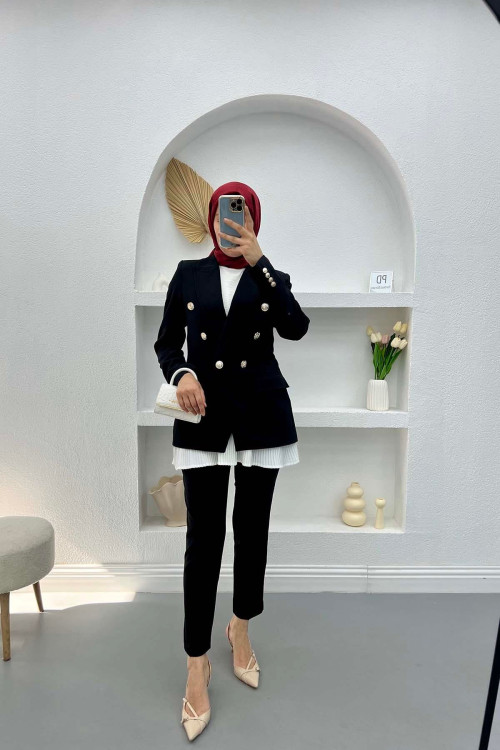 Gold Buttoned Jacket Set Black