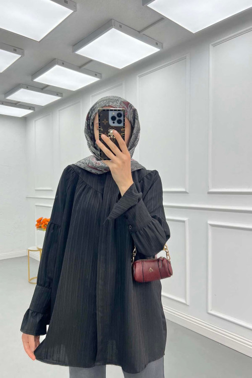 Sare Fashion Sleeve Detailed Strawberry Shirt Black