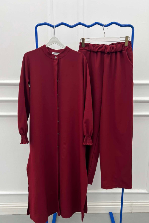 Sare Fashion Hidden Button Crepe Suit with Sleeve Detail, Burgundy Sare Fashion Hidden Button Crepe Suit with Sleeve Detail, Burgundy