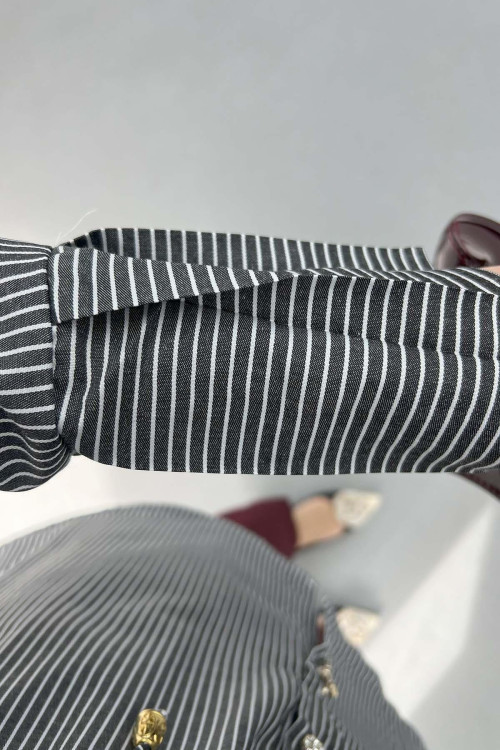 Sleeve Pleated Striped Shirt Black