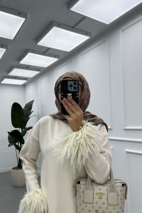 Sare Fashion Ecru Knit Dress with Tasseled Sleeves Sare Fashion Ecru Knit Dress with Tasseled Sleeves