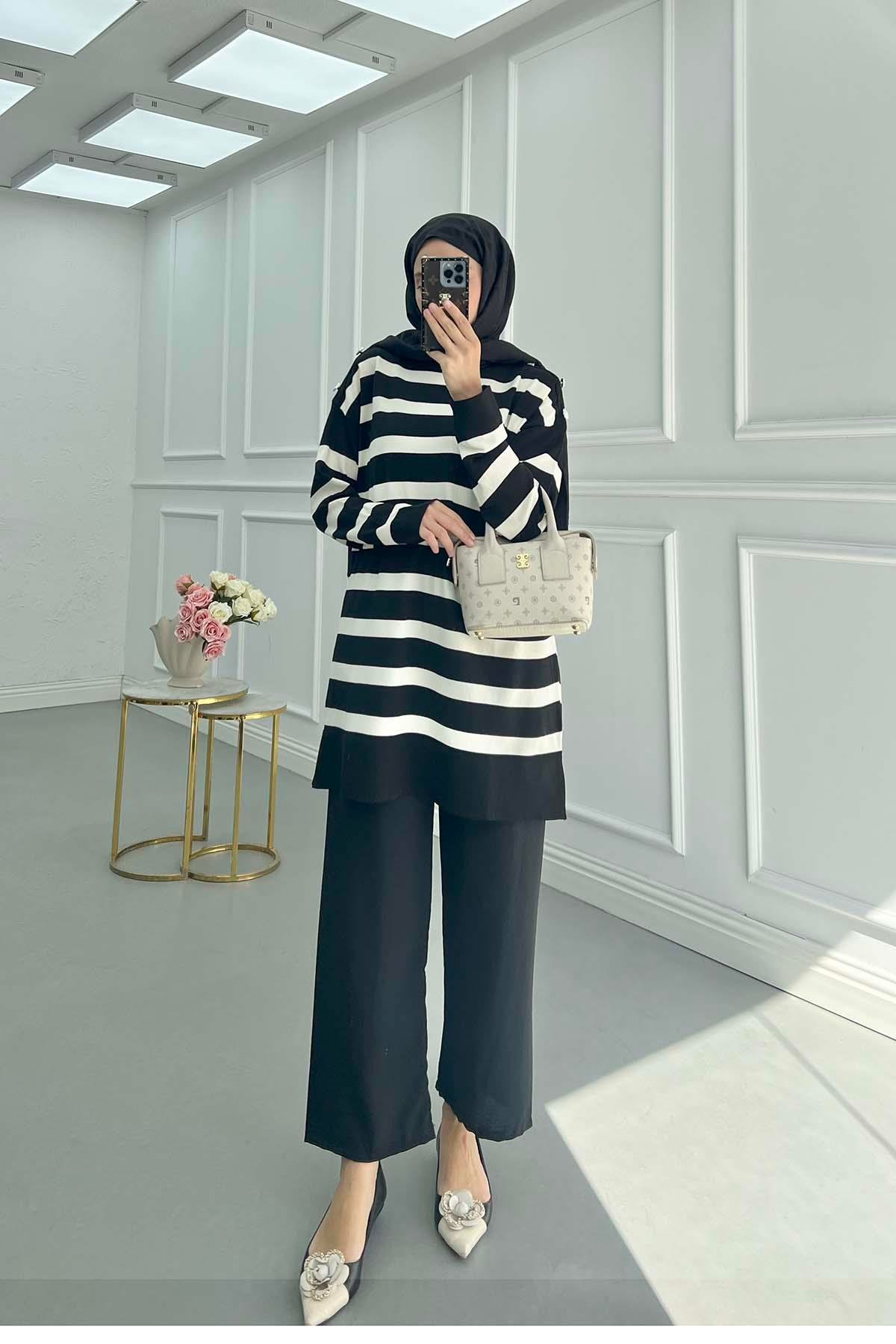 Sare Fashion Black Striped Pattern Glittery Sweater with Stoned Sleeves