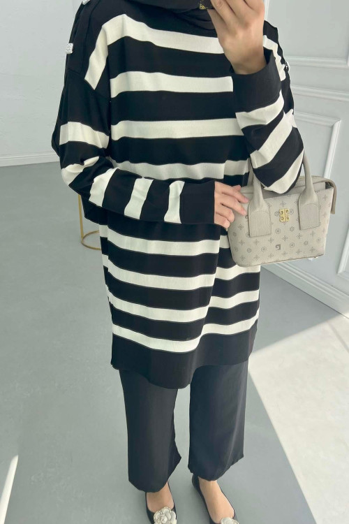 Sare Fashion Black Striped Pattern Glittery Sweater with Stoned Sleeves