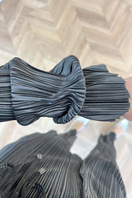 Sare Fashion Pleated Suit with Tied Sleeves and Waist Gray
