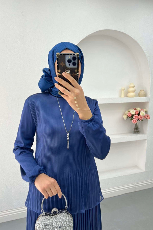 Necklace Pleated Skirt Suit Navy Blue