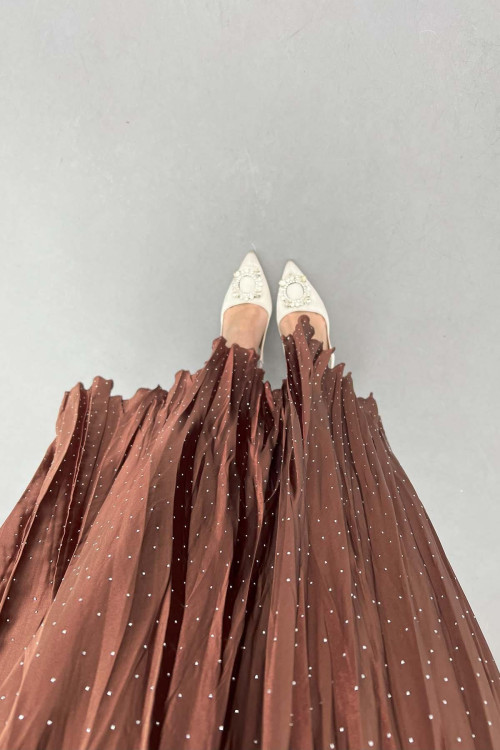 Small Stone Pleated Skirt Brown