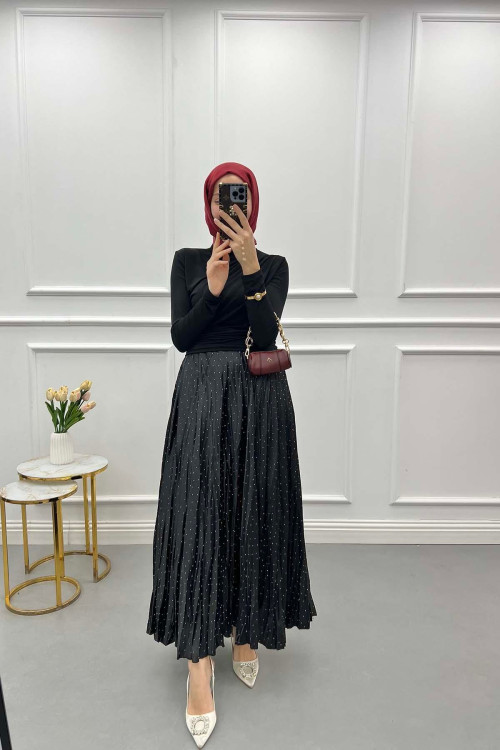 Small Stone Pleated Skirt Black