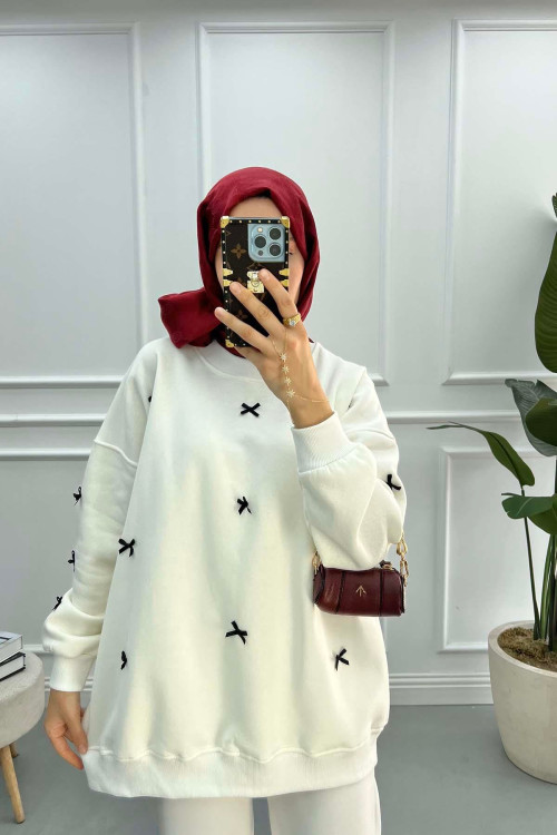 Ribbon Sweatshirt Cream