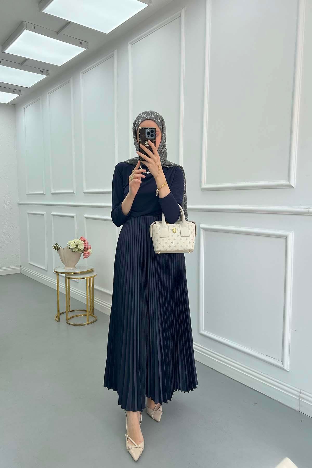 Sare Fashion Pleated Satin Skirt Navy Blue