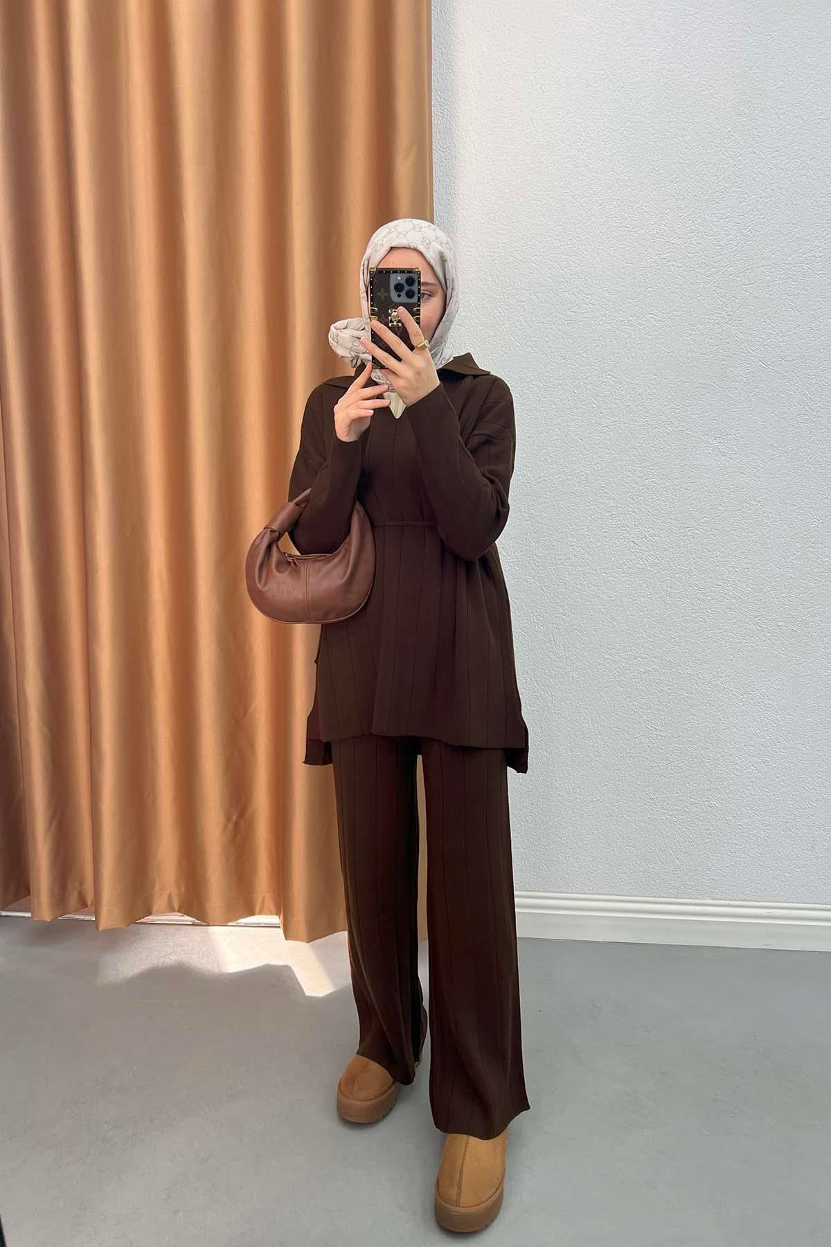 Polo Collar Knitwear Suit Brown