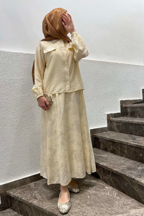 Sare Fashion Shiny Pattern Skirt Suit with Ornamental Pocket Beige