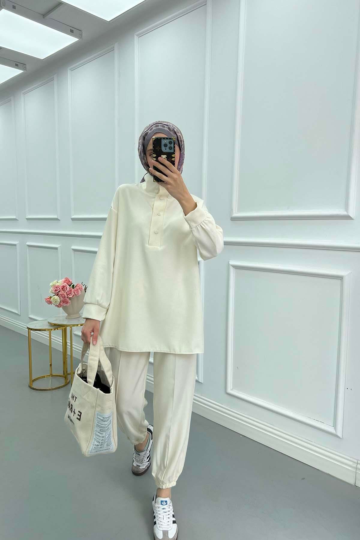 Sare Fashion Linen Suit with Snap Collar Ecru