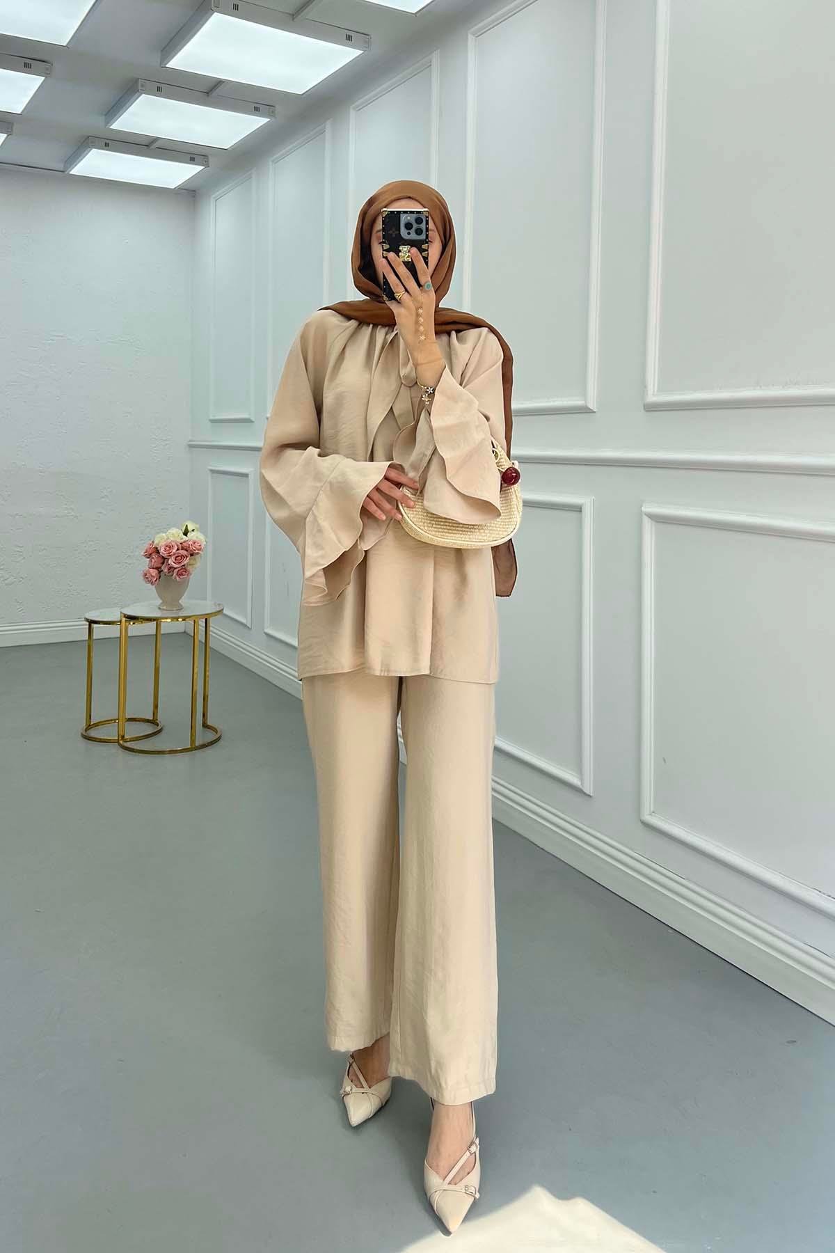 Sare Fashion Collar Detailed Two Piece Suit Beige