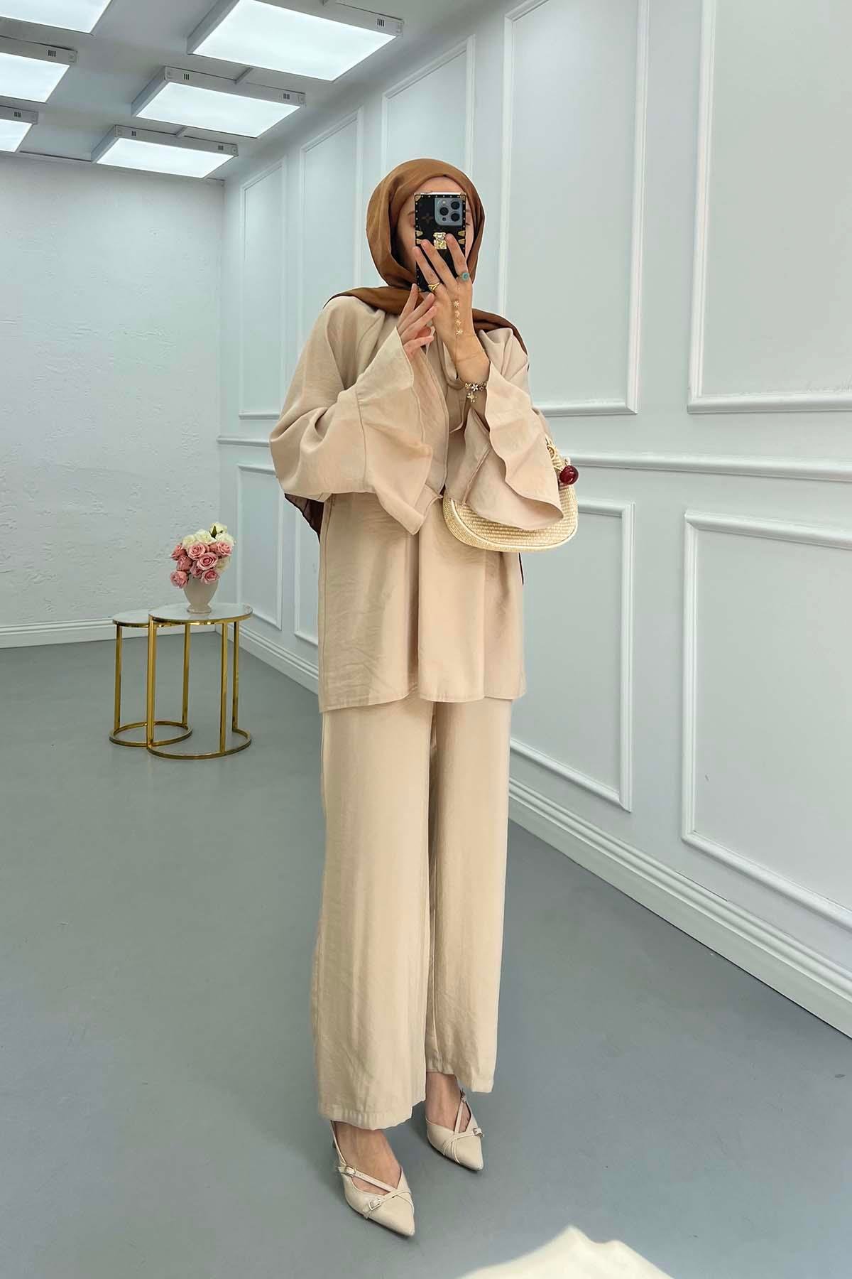 Sare Fashion Collar Detailed Two Piece Suit Beige