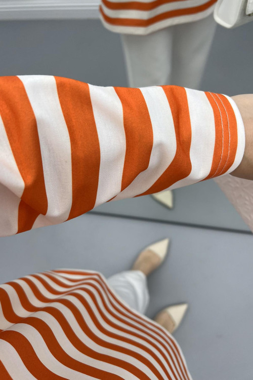 Button-down Striped Sweater Orange