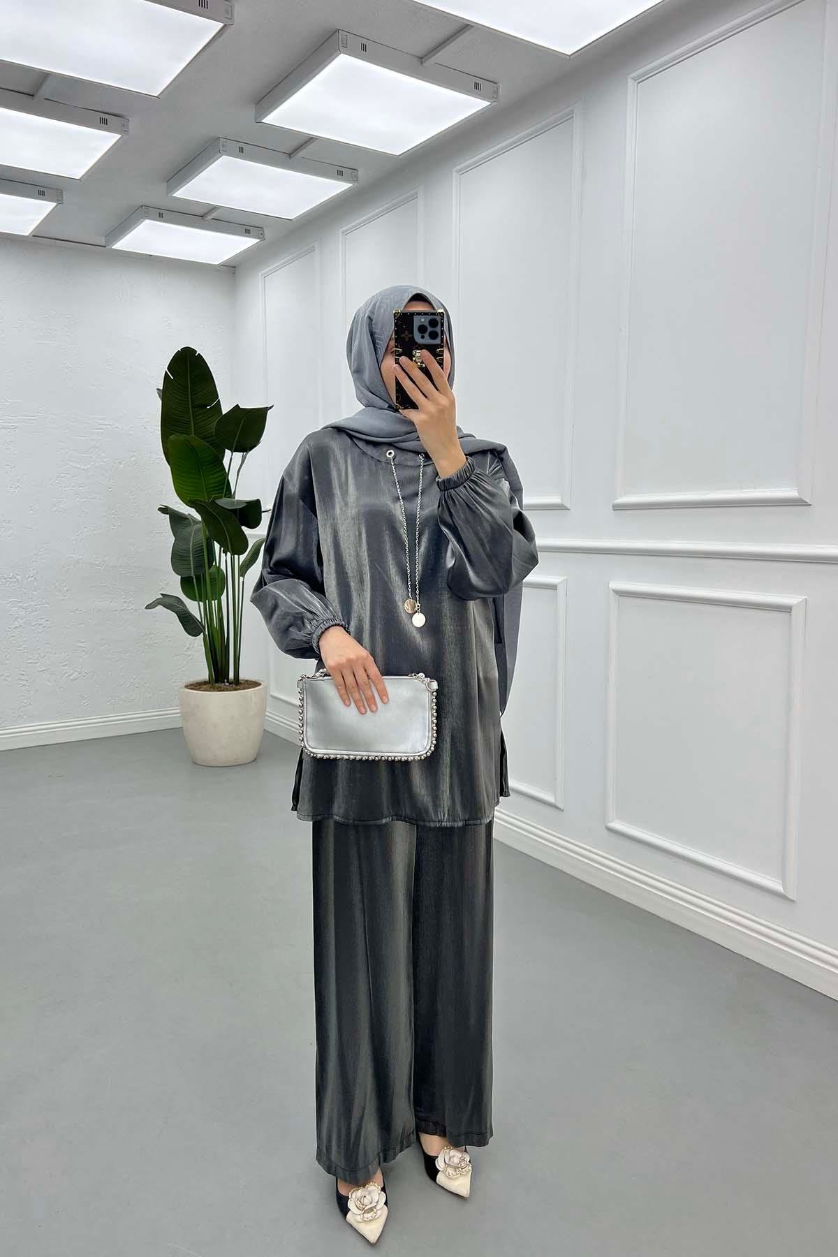 Sare Fashion Chain Detailed Zippered Shiny Suit Gray